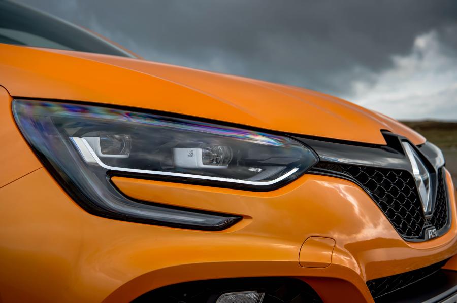 Детали экстерьера Renault Megane R.S. 280 Cup 2018 года  (UK) (фото 30 из 40)